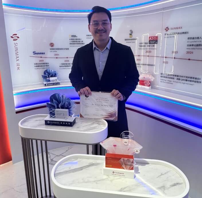 Dr Tristan Tan at Da Vinci Skin Aesthetic Clinic Official Deusaderm Trainer
